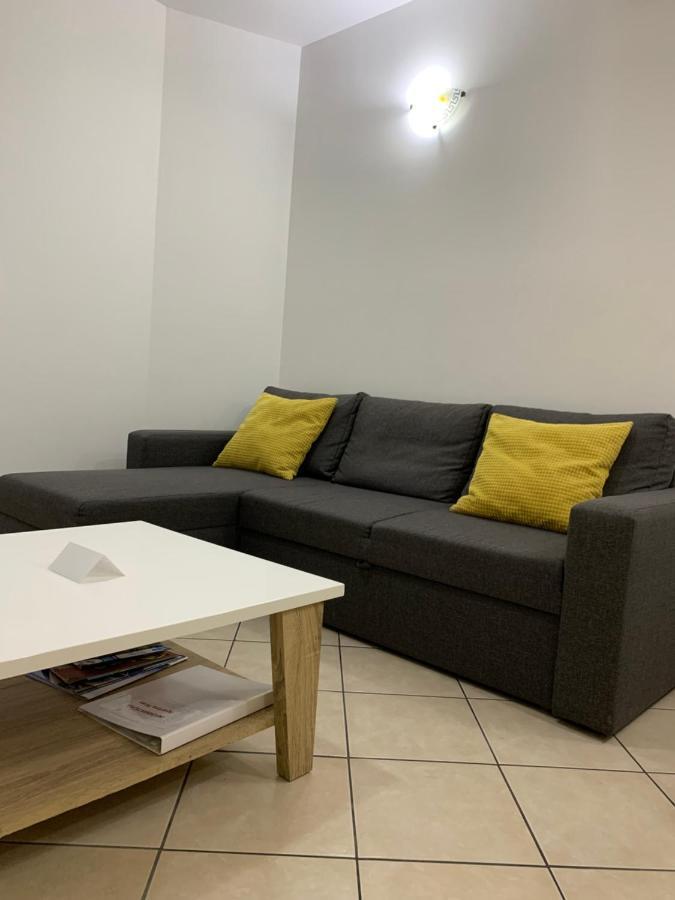 Apartma